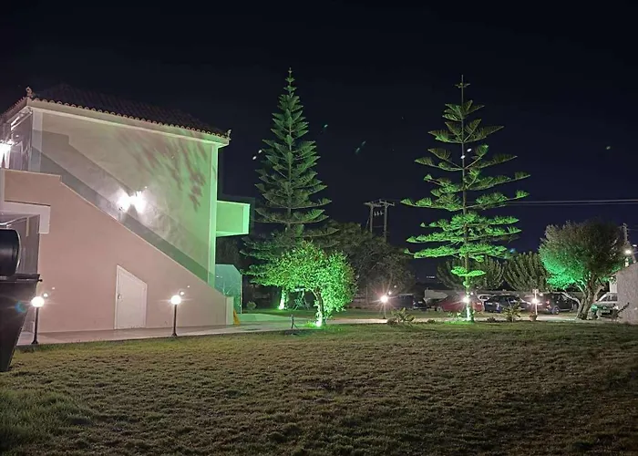 דירה Hector's Kalamákion