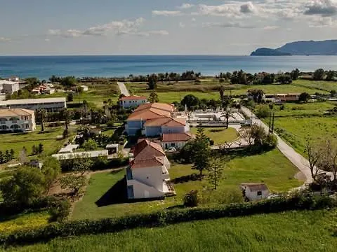 Hector's Appartamento Kalamákion